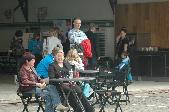 In onze hangar hebben we de Snaidero Tecnica Italiaanse roestvrijstalen keuken opgesteld.