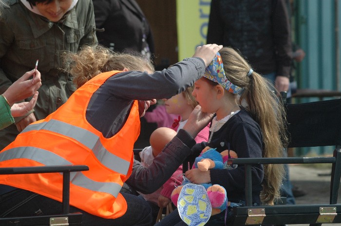 Midzomer Event / Zeeland Airport. Bij het schminken was het natuurlijk gelijk goed druk.